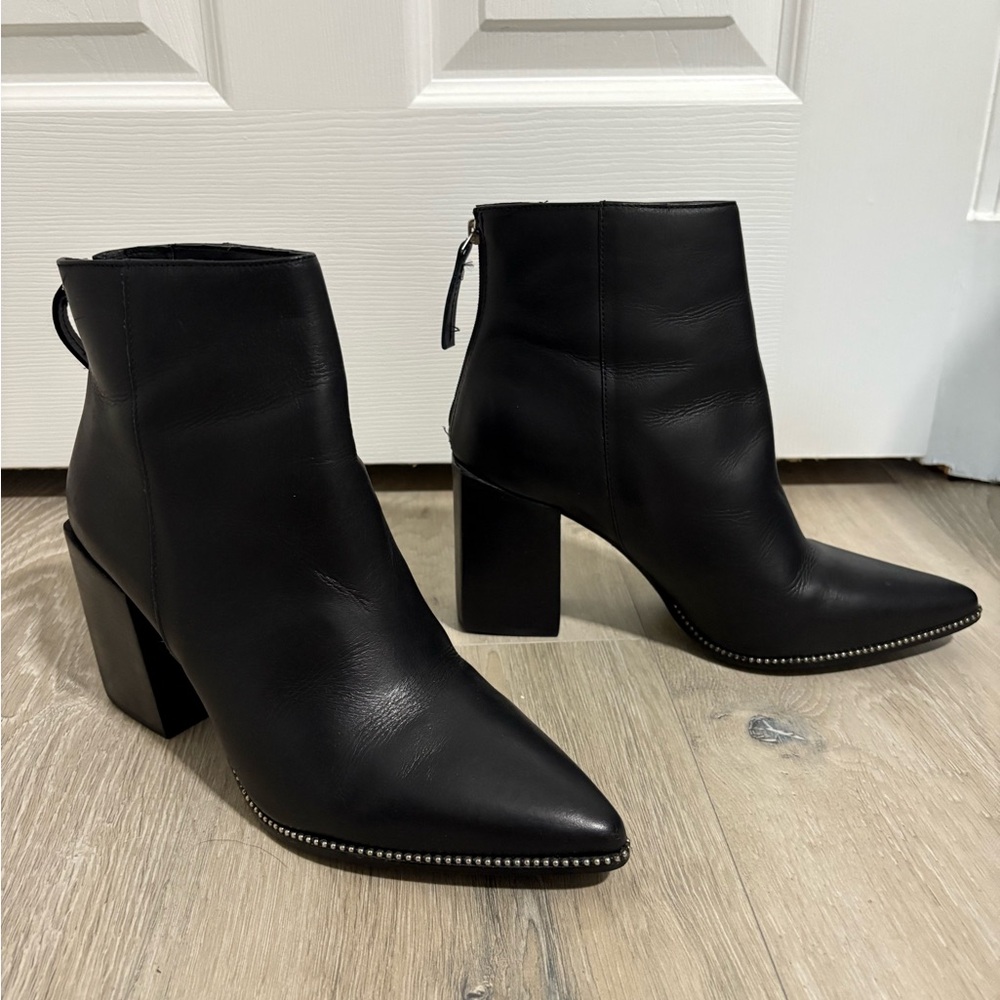 Steve Madden Black Ankle Booties with Chunky Heel